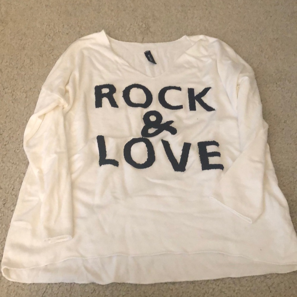 Love and rock and roll light weight t-shirt sweater